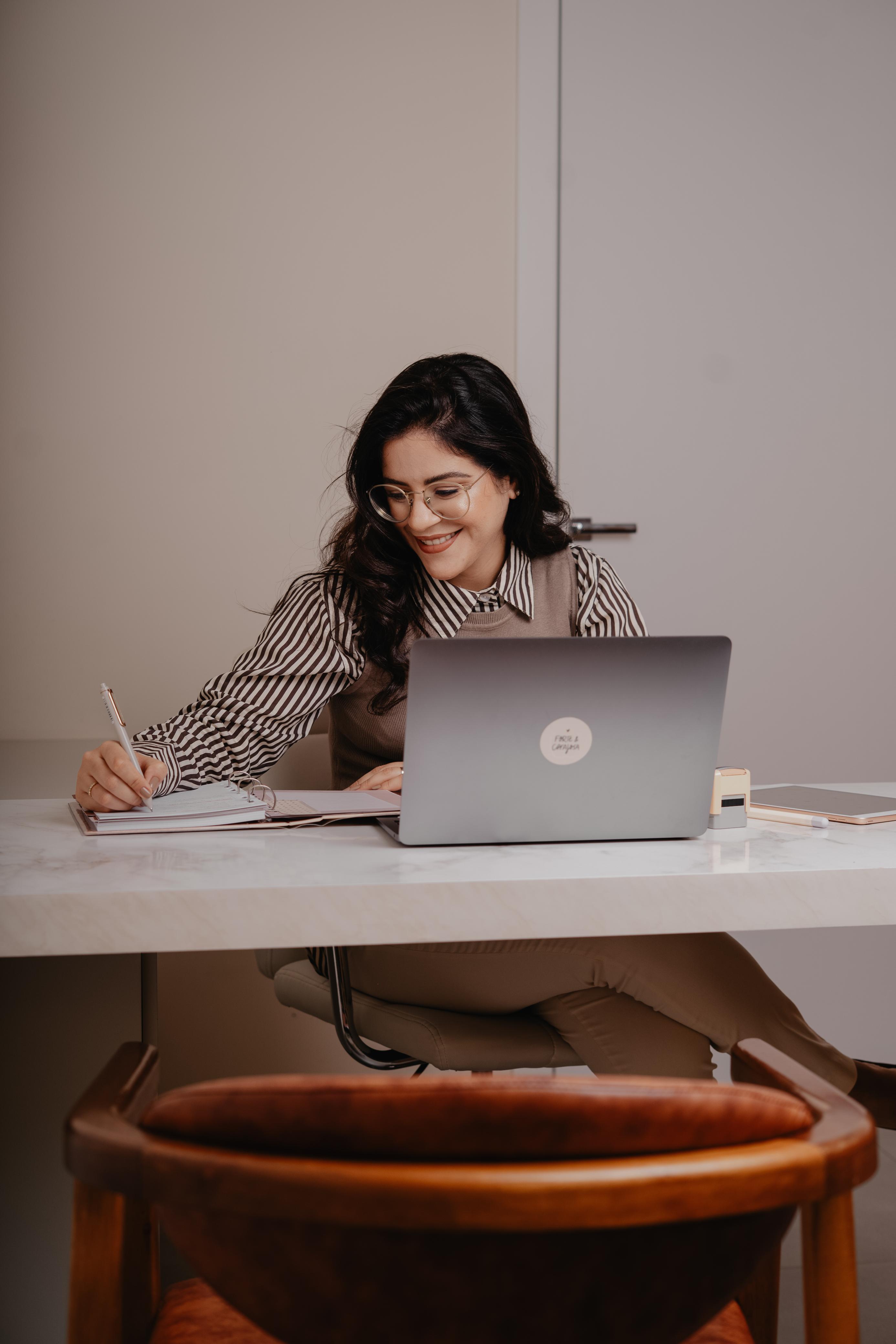 Dra. Renata Rabelo - Contato